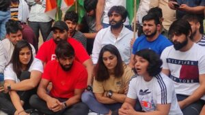 New Delhi : 23 अप्रैल को खिलाड़ी जंतर-मंतर पर दिया था धरना