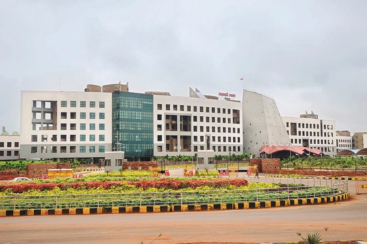 IAS अधिकारियों की बढ़ी जिम्मेदारी, राज्य सरकार ने जारी किया आदेश